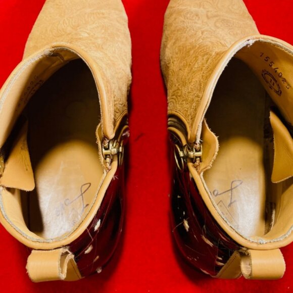 JOHN FLUEVOG SUEDE CHUKKA BOOTS -SIZE 11 - Picture 7 of 7